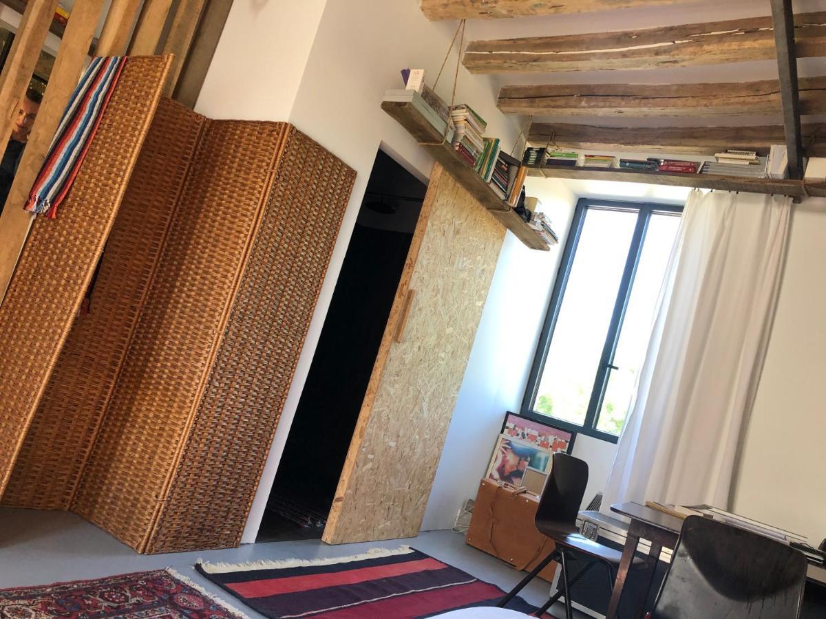 Maison Au Bord De L'eau